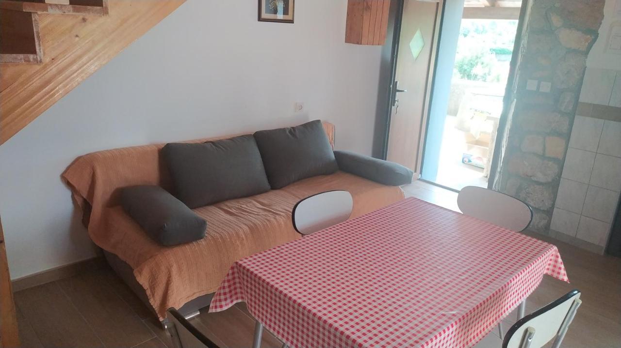 Holiday Home Pernat Exterior photo