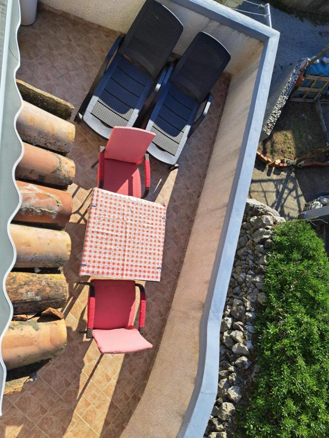 Holiday Home Pernat Exterior photo